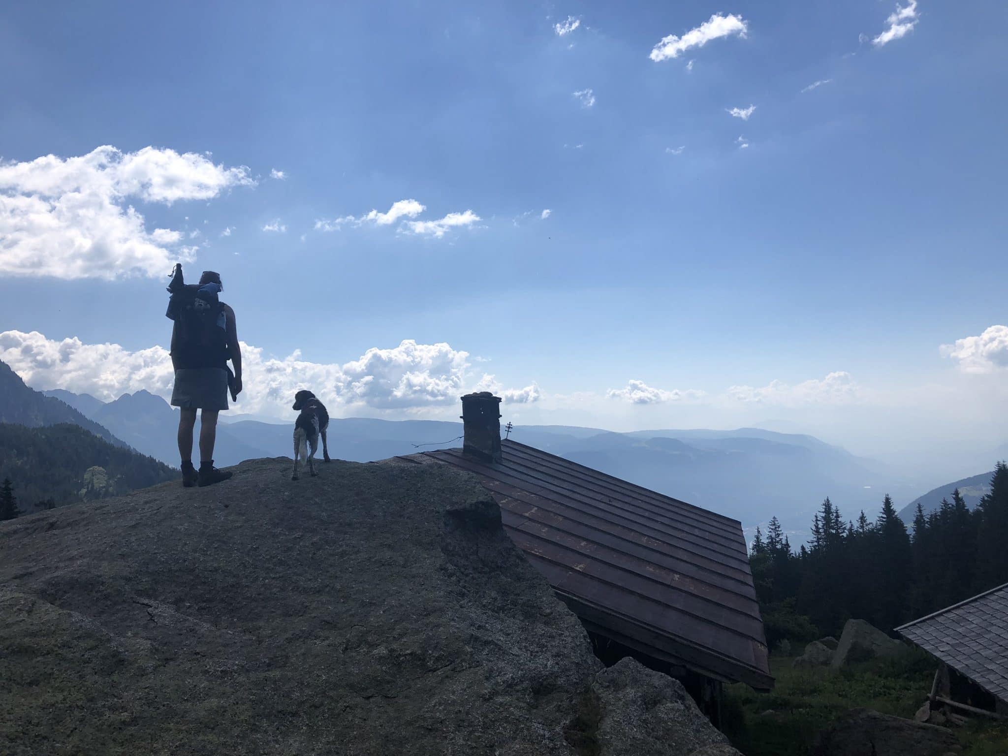 Aussicht genißen beim Wandern Meraner Höhenweg