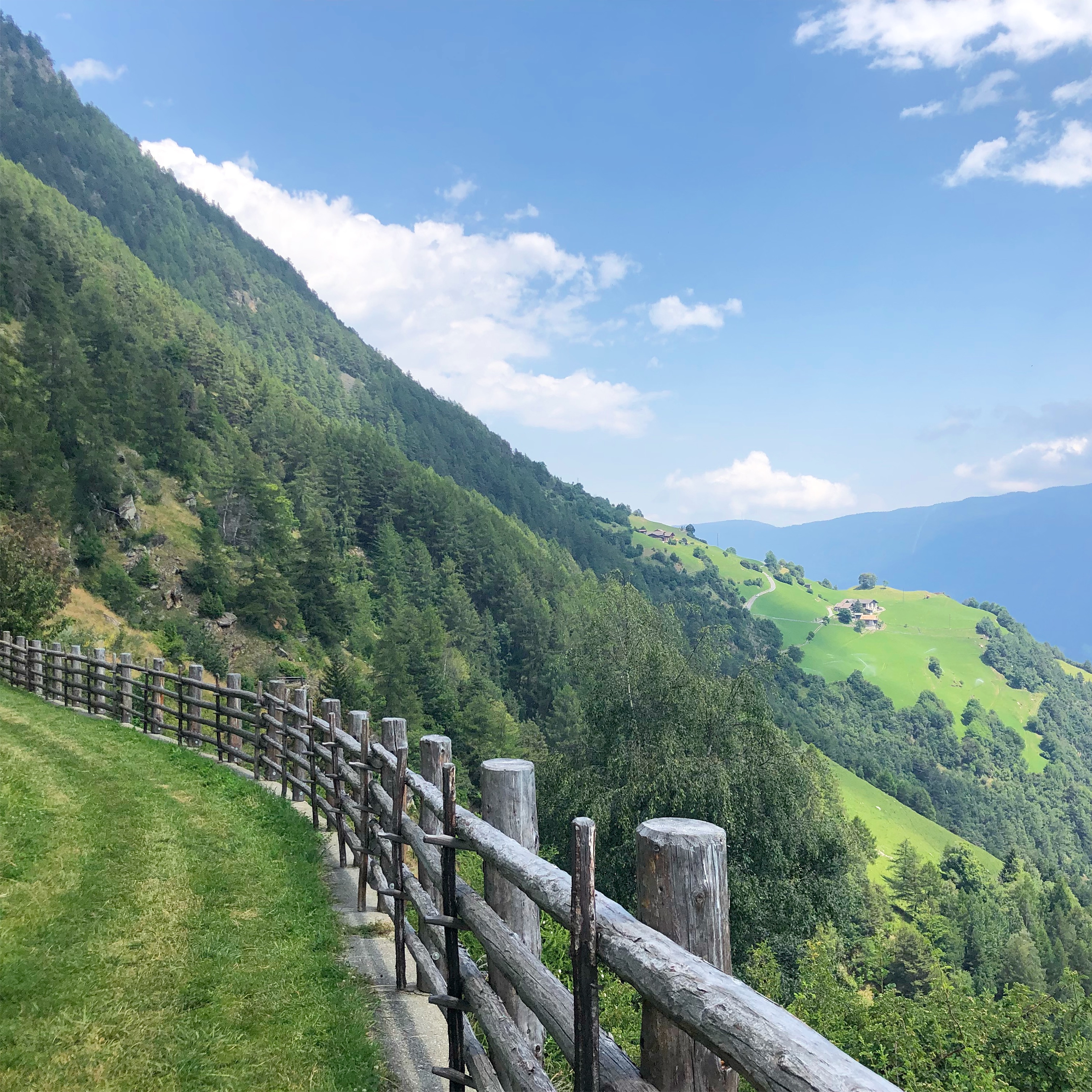 Wandern in Südtirol Weg 