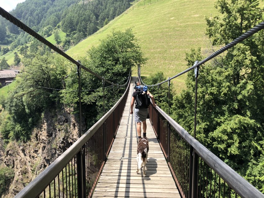 Luftige Hängebrücke Südtirol