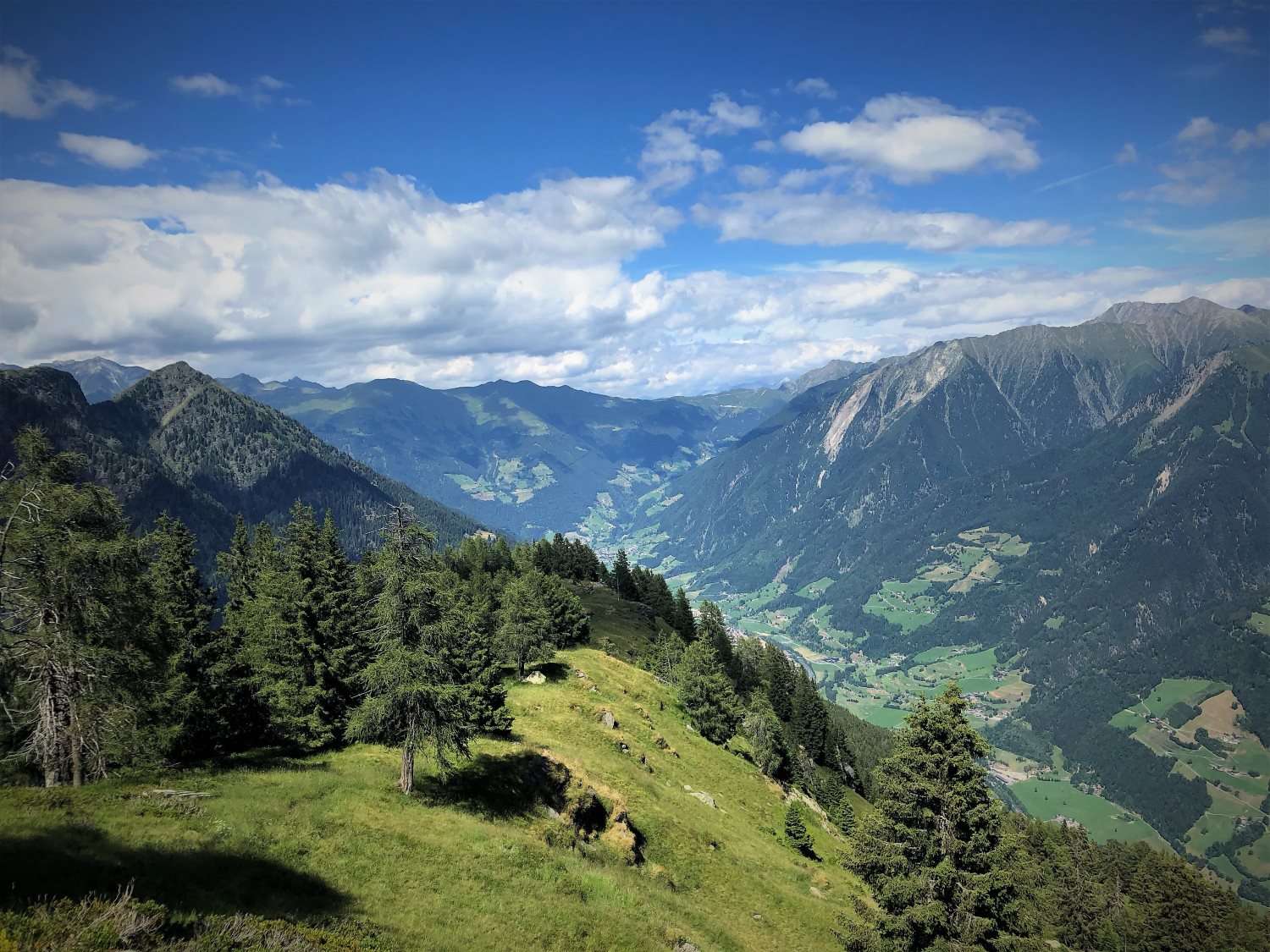 Blick über Meraner Berge