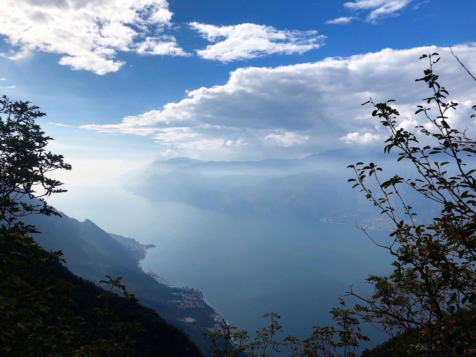 Blick vom Monte Baldo auf Malcesine