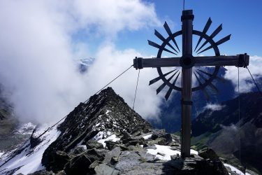 #8/100 Kreuzspitze (Stubai) 3.084m