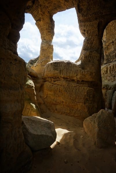 Sandsteinhöhlen