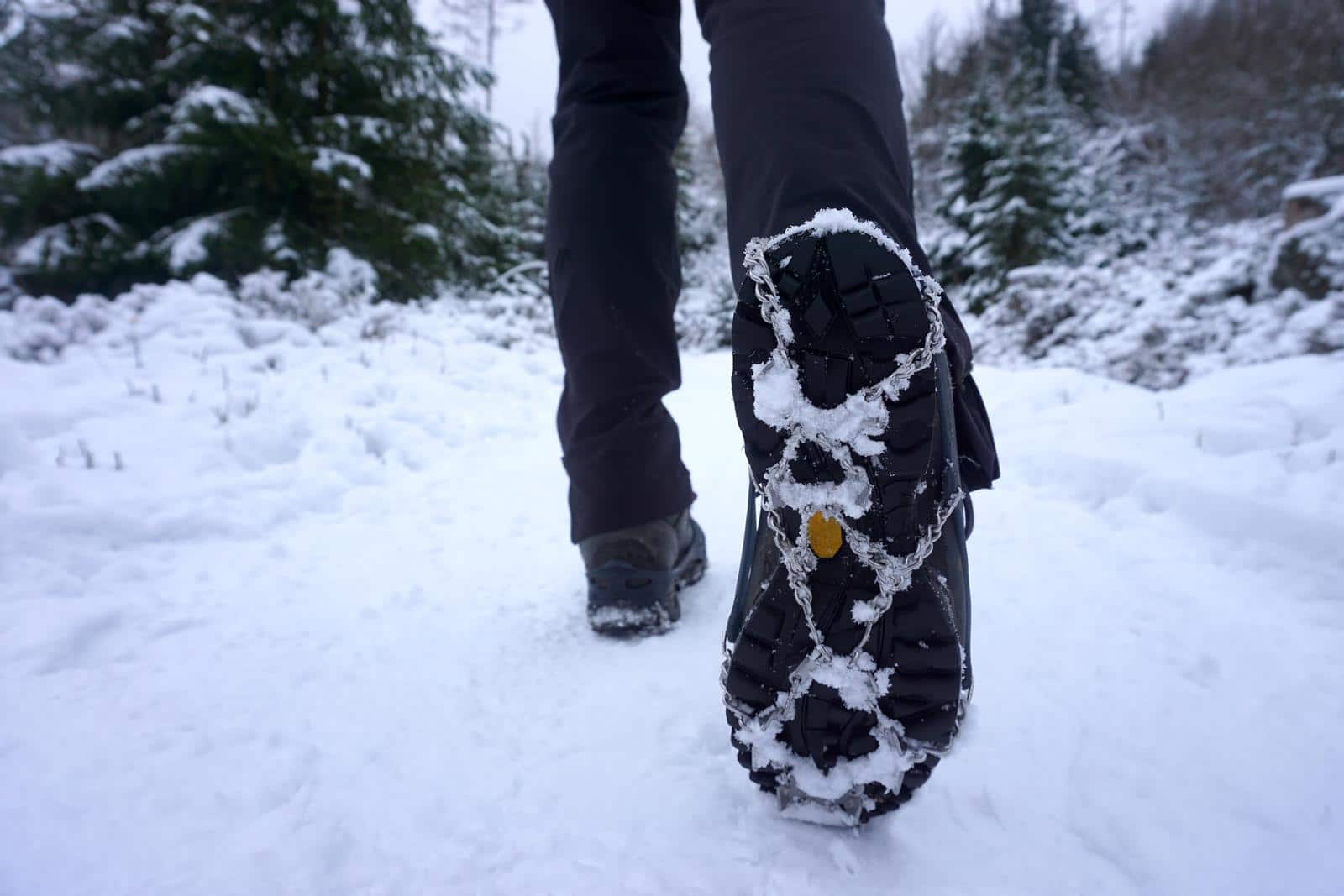 Grödel Ausrüstung Winterwandern